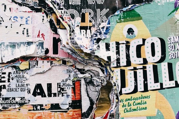 Comment utiliser le recyclage pour créer des œuvres d'art communautaires ?